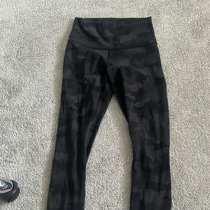 Size 4 camo leggings